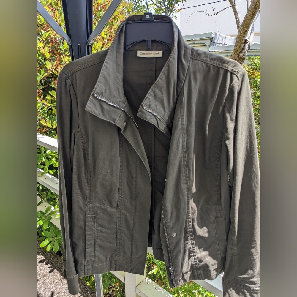 Army green Jacket